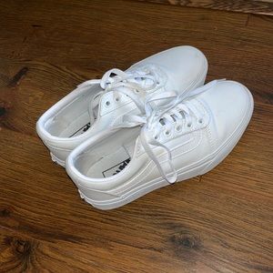 worn 1 time, didn't fit. Size 7 Womens.